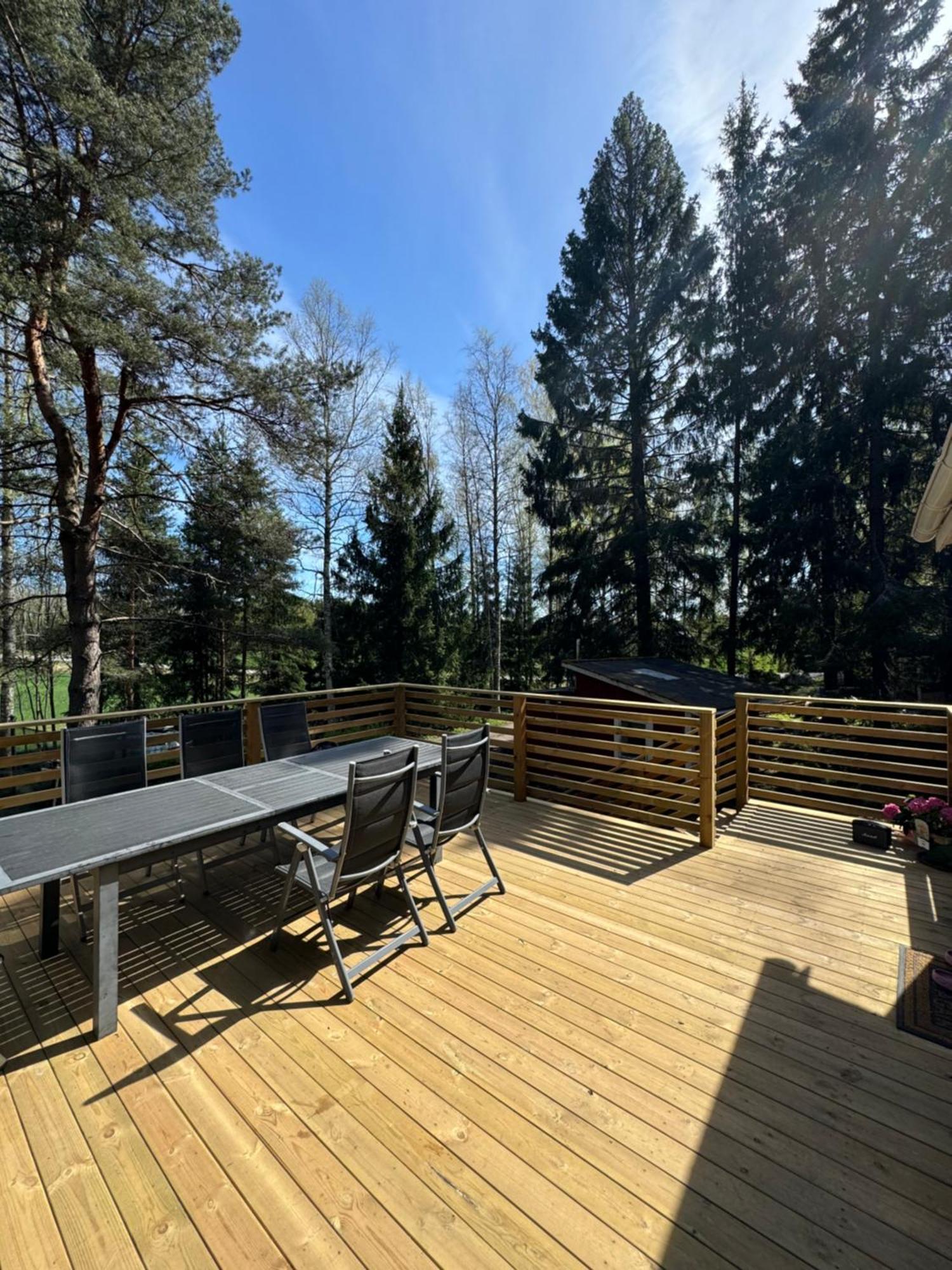 Mysig Stuga I Naevesta Orebro Exterior photo