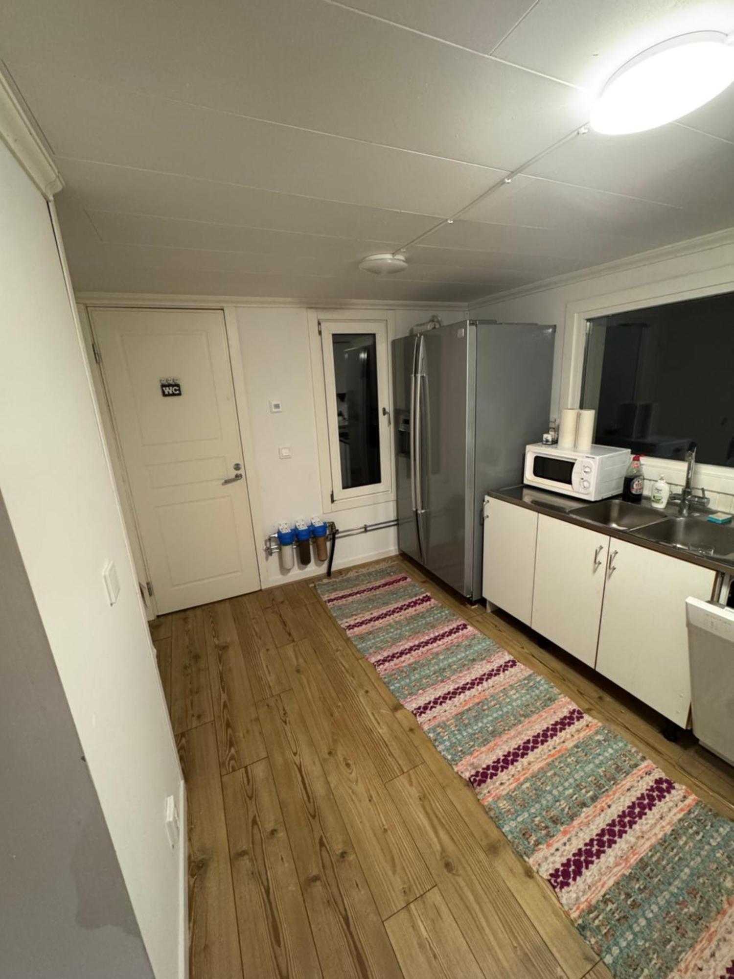 Mysig Stuga I Naevesta Orebro Exterior photo